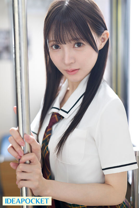 電車内で痴●されてもイカされてもお漏らししても声を我慢することしかできない’やめて’が言えない制服美少女 林芽依 サンプル