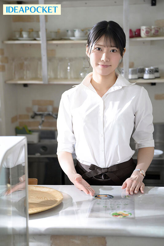 無口でミステリアスなバイト先の愛才さん 初デートで僕の性癖を見抜いた彼女は困惑する僕をホテルに連れ込み朝まで勝手に痴女り続けた_。その日から僕は職場で彼女のチ○ポ奴●にされています。 愛才りあ画像15