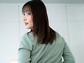 片想いの人妻 ずっと好きだった…ヒトサマの妻になった柔肌女体に 静河 サンプル画像 9