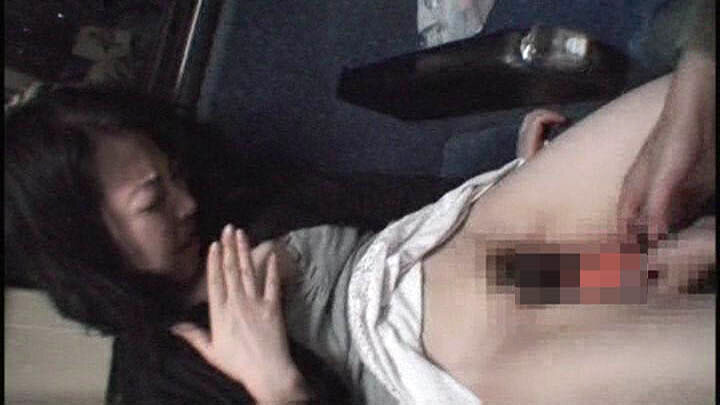 変態痴●集団狙われた人妻バス編4時間2 16人 画像8