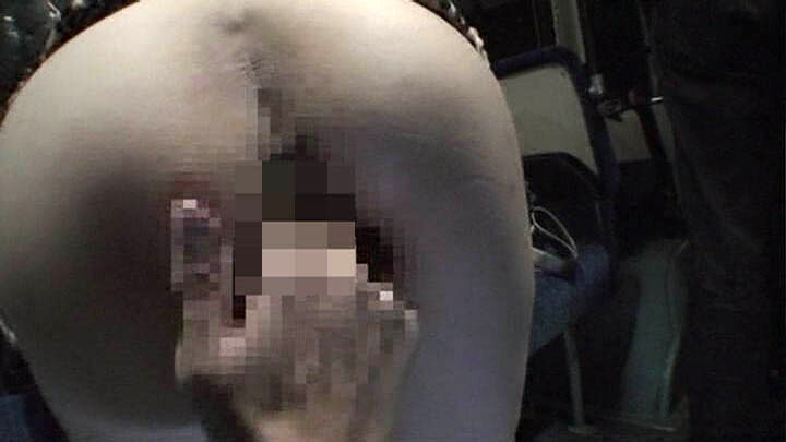変態痴●集団狙われた人妻バス編4時間2 16人 画像9