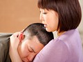 近親相姦 僕の母さんがこんなにキレイな筈がない 石黒樹里 - FANZA版サンプル画像