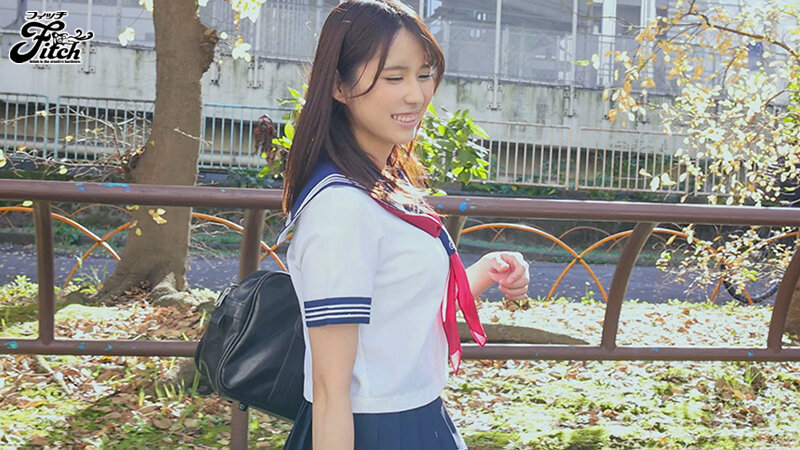 Gカップ制服美少女の卑猥な援交教育 学校を抜け出しおじさんに教えて貰う生々しい大人の性交 伊織羽音