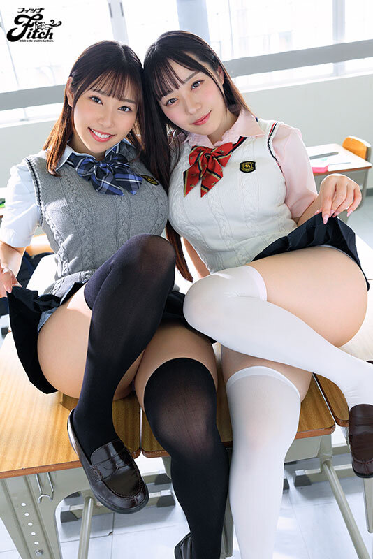 [JUFE-513] Double provocation and stopping at the ultimate leg area - Knee-highs digging into the enchanting plump thighs - Satsuki Mei, Takase Rina 2020