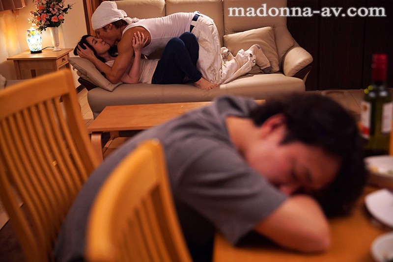 JUY-555 パート 4 - 63 分