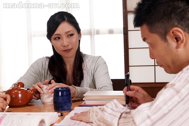 JUY-721 第 1 部分 - 30 分钟