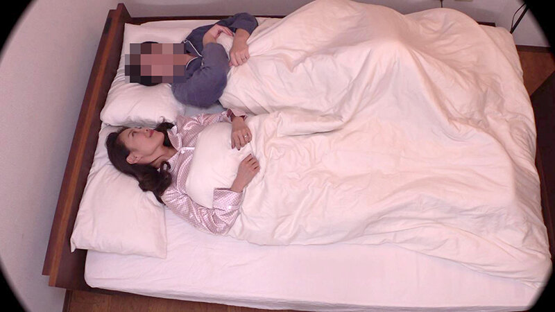 眠泊 みんぱく 実録盗撮民泊カップル昏●姦 宿泊名簿 File No.3 多田有花 6枚目