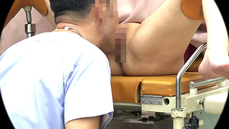 産婦人科どすけべ診察 検診で来院した美人妻のお股をぬぷぬぷ診療しまくる悪徳エロ産婦人科医 04 月野ゆりね 5枚目