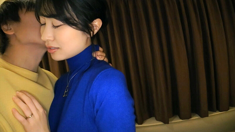 「貴方では気持ち良くなれないから…」淡白な夫とのSEXに不満を持つ美人妻たちが新調したTバックを履いてデカチンに泥●する 17枚目