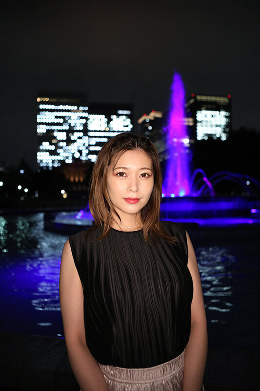 「貴方では気持ち良くなれないから…」淡白な夫とのSEXに不満を持つ美人妻たちが新調したTバックを履いてデカチンに泥●する 9枚目
