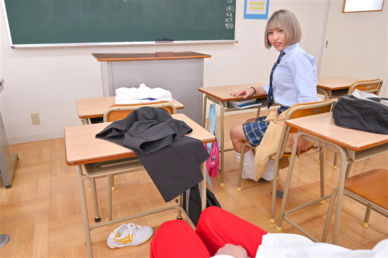 KIWVR-373 Part 2 - 32 minutes