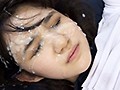 ごめんなちゃい。僕らの暮らすシェアハウスに宅配にやって来るメタクソ可愛い配達員をみーんなで姦しちゃいましたw ハーフ美少女エマちゃん - サンプル画像