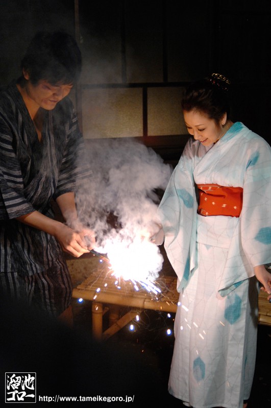 叔母と過した夏休み 川上ゆう