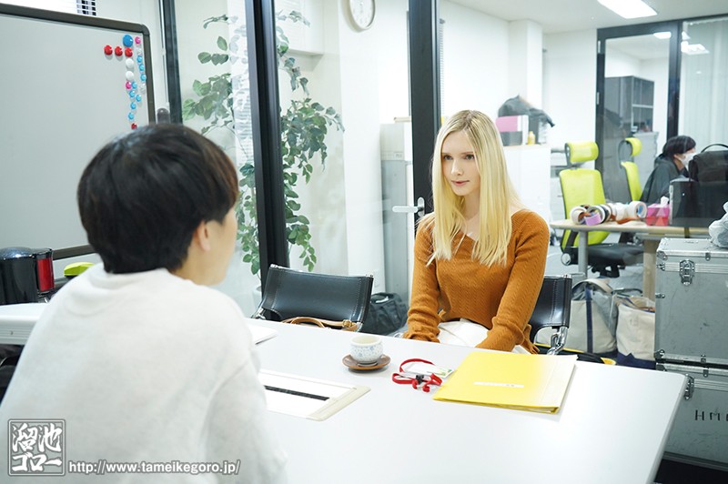 MEYD-671 第 1 部分 - 30 分钟