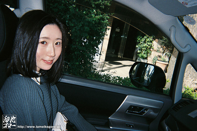 「主婦」に閉ざされた恥じらいAcup ドマゾ♀ チクビ絶頂 のむっつりオンナ 温泉ハメ撮り生パコW不倫 槇原とわ 1枚目
