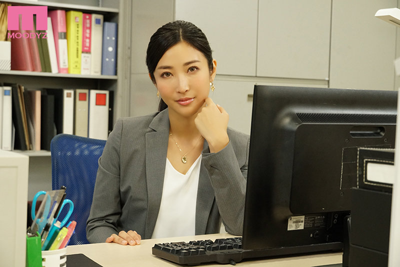 MIAA-561 第 1 部分 - 30 分钟