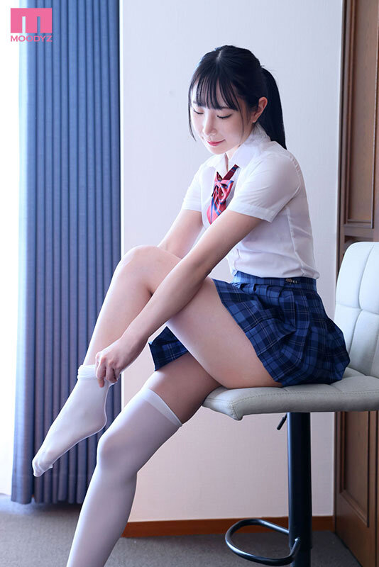 絶対領域×制服×パンチラ、フェティシズム。美脚を汚したい。 サンプル画像 12