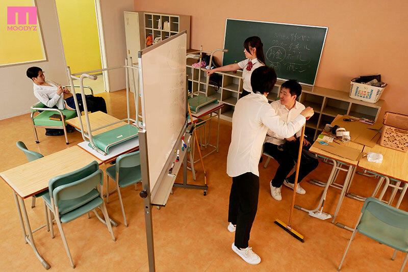 僕（召喚者）にだけ見えるサキュバスのイタズラ搾精 みんなの前でドピュドピュ暴発射精させられる学園生活 胡桃さくら