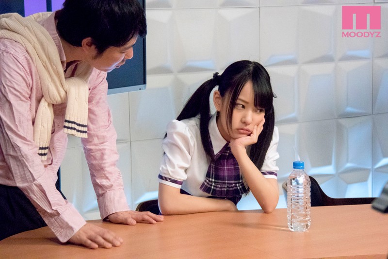 MIAD-941 第 1 部分 - 30 分钟