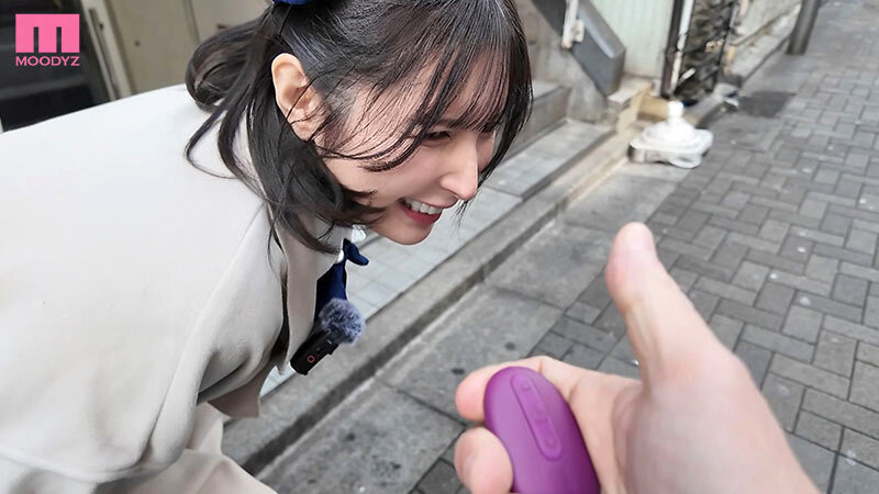 羞恥衣装でドッキドキ街ブラ即ズボ中出し散歩 仲村みう 12枚目
