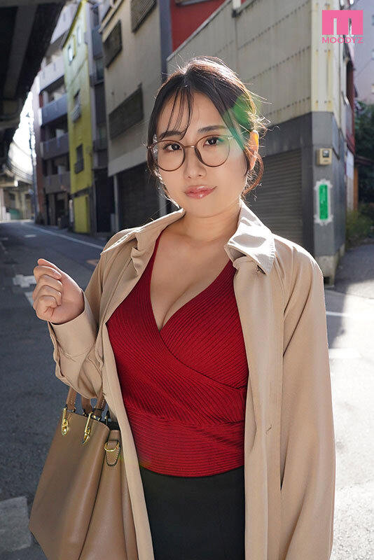 都合のイイ地味メガネ巨乳 いいなり後輩OLの卑猥ボディを乳首ビンビンになるまで揉みまくり ひぃひぃイキまくるまでヤリまくるだけのヤリ溜め週末密会 葉山みりあ サンプル
