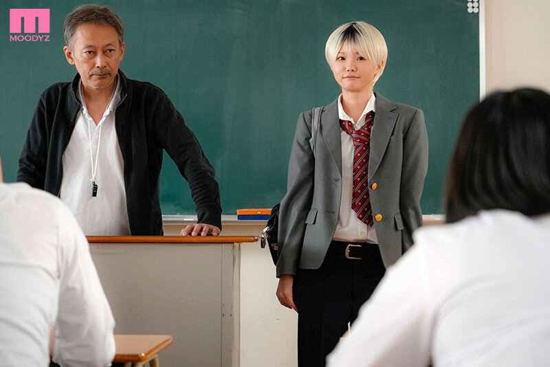 いじめられていた僕を助けてくれたイケメン転校生の松本君は実は女の子でした 松本いちか 出演:松本いちか ハイビジョン・4K ★0 シーン1