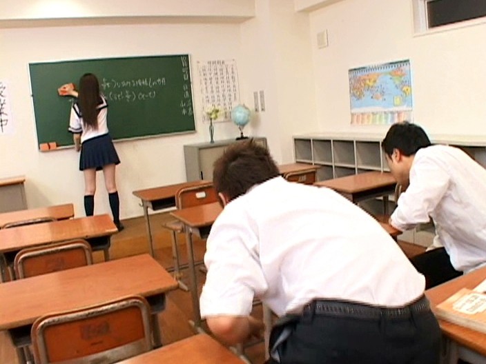 MIDD-470 第 15 部分 - 100 分钟