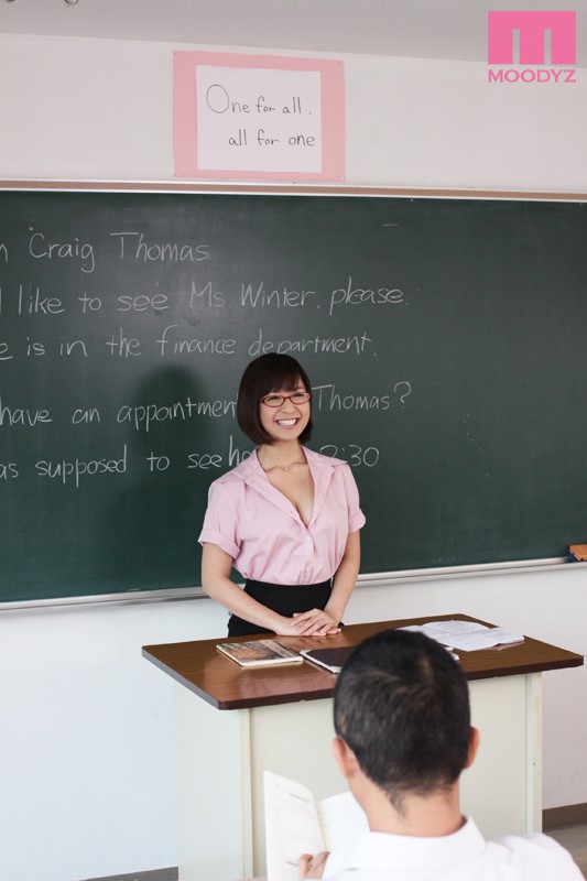 MIDD-949 パート 1 - 30 分