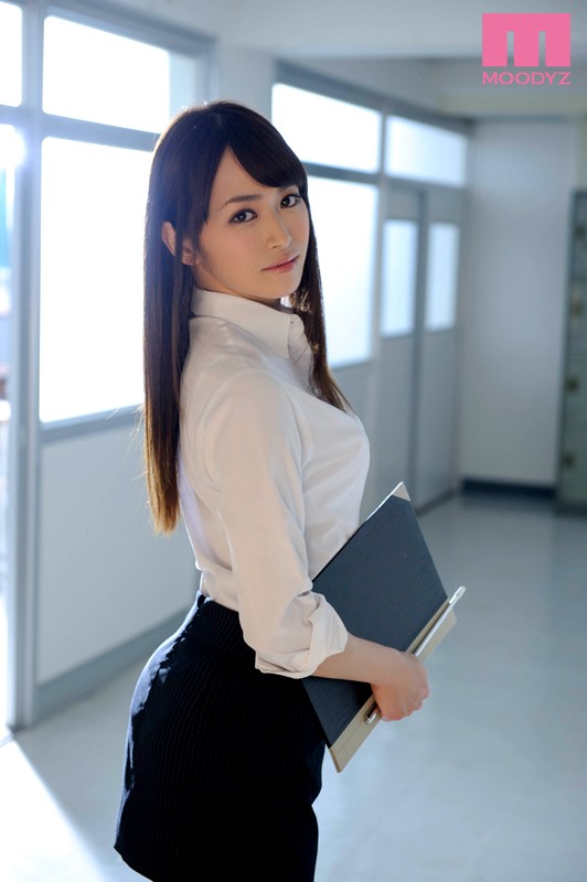 MIDE-196 第 1 部分 - 30 分钟