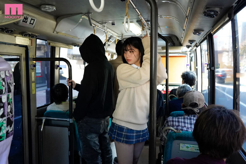 MIDV-359 第 3 部分 - 54 分钟