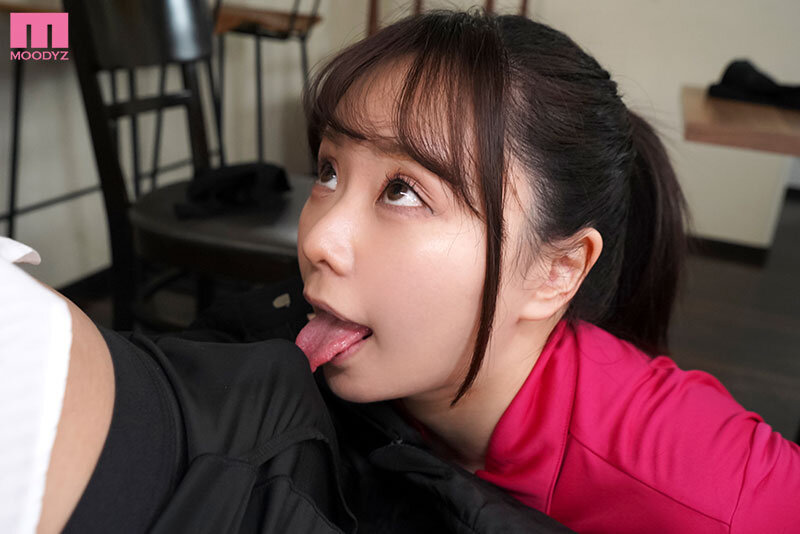 MIDV-532 第 1 部分 - 30 分钟
