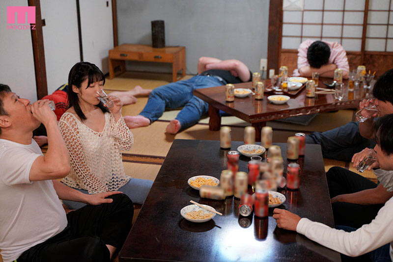 MIDV-709 第 1 部分 - 30 分钟