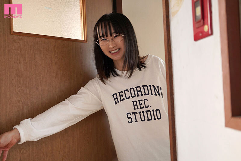 脱いだら美乳Fカップ ウエスト52センチ、厳格な家庭で育ったお嬢様はめちゃくちゃに犯●れたい。性欲大解放ドM覚醒デビュー 清乃みより 画像1