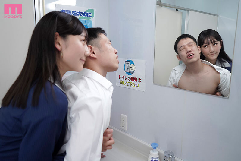 在学中、きれいな先生に呼び出され痴女られまくっていた僕たちの青春時代 白浜果歩