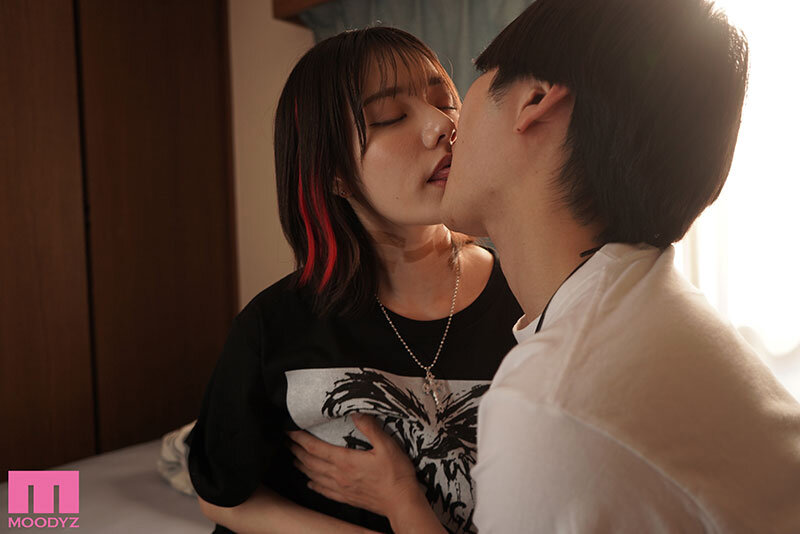 シリーズ累計400，000部超 めちゃエロいけど誘いに乗ったら破滅しそうな子 実写版 SNSへ掲載されるたび大バズリした話題のエロストーリーを実写化。 宮下玲奈 サンプル画像8