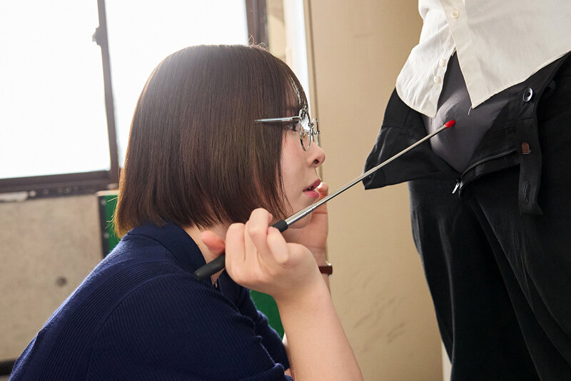 性罰 校内イチの不良グループが牙を剥く度に、即尺即ハメ即中出しでヌキまくって更生させる新しく赴任した女教師 沙月恵奈 サンプル