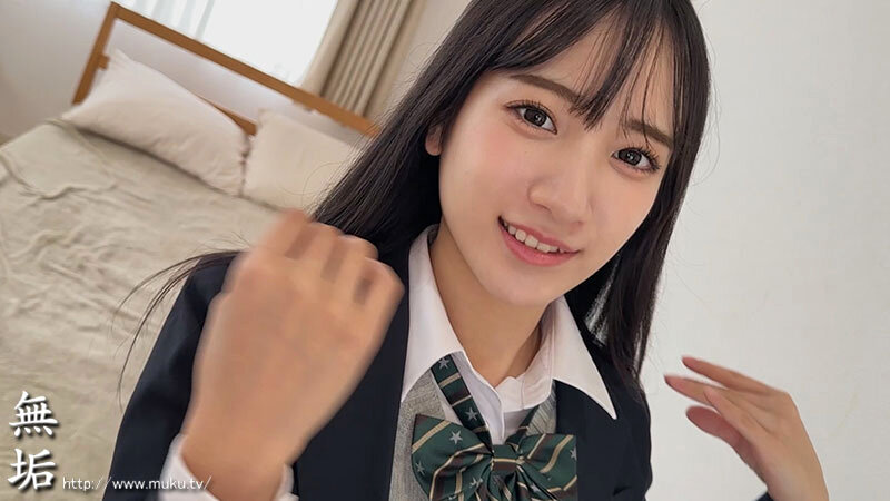 某投稿サイトで話題沸騰中!制服美少女No.1! 最高にエロくて可愛い制服女子とハメまくりイチャラブSEX! 超人気作BEST 4時間! 7枚目
