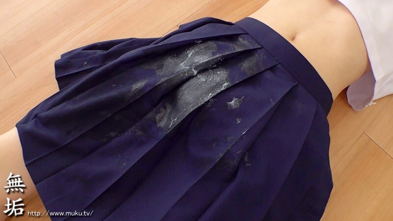 スレンダーな女子生徒の制服を汚したい。 美少女に制服ぶっかけ性交 総集編 白石もも