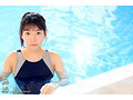 競泳自由形・全国大会出場のGカップ巨乳本物アスリートAVデビュー！ 純粋無垢な競泳少女が脅威のオホ声で激イキ絶頂 高藤なほの - サンプル 2