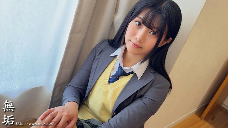 スレンダーな制服少女を、ただ欲望のままに汚したい。 制服フェティシズム（MUKD-592） 画像 2