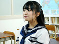 変顔で学級崩壊！清純J系の顔面崩壊絶頂アクメ！ 真宮しおりsample1