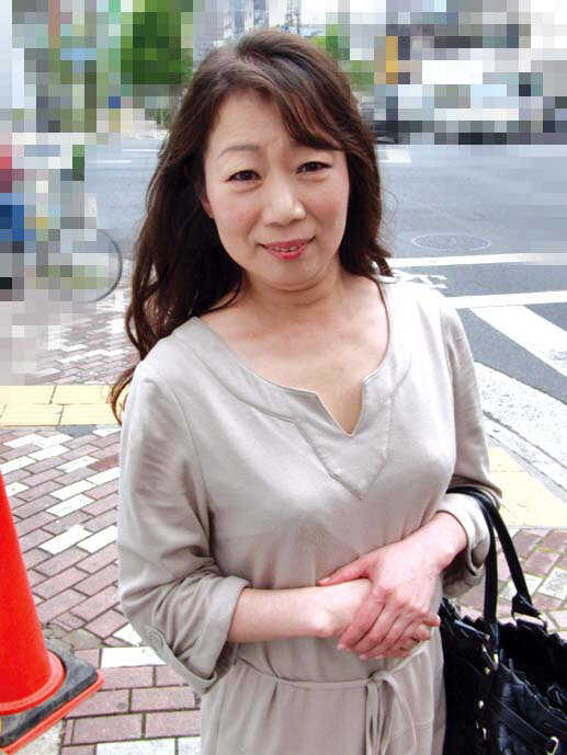 人妻ナンパ街角で暇そうでエロそうな奥様に厳選アタック生チンぶち込み子宮の中にザーメン中出しフィニッシュ 画像 15