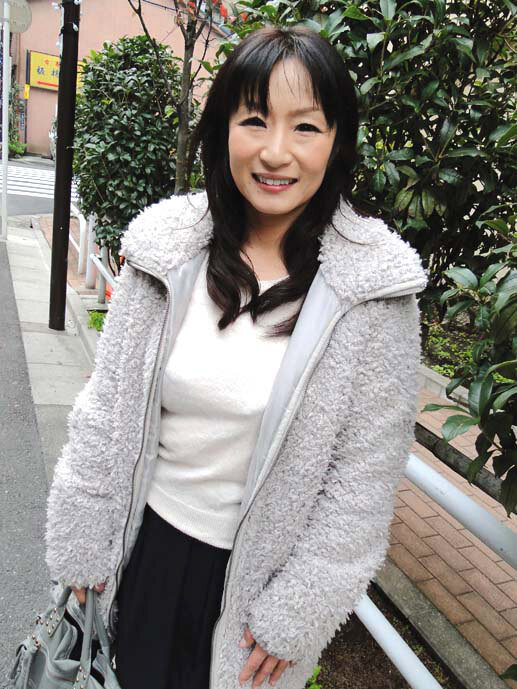 人妻ナンパ街角で暇そうでエロそうな奥様に厳選アタック生チンぶち込み子宮の中にザーメン中出しフィニッシュ 画像 9