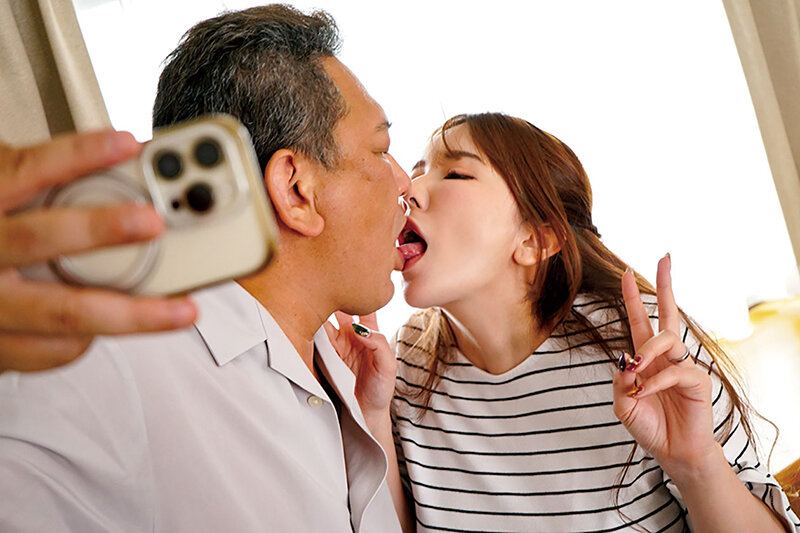 塩対応の人妻 いつも冷たくそっけない近所の人妻…旦那の留守中にカリ太巨根で突いてあげたらアソコも濡れだし神対応に… 波多野結衣 画像4