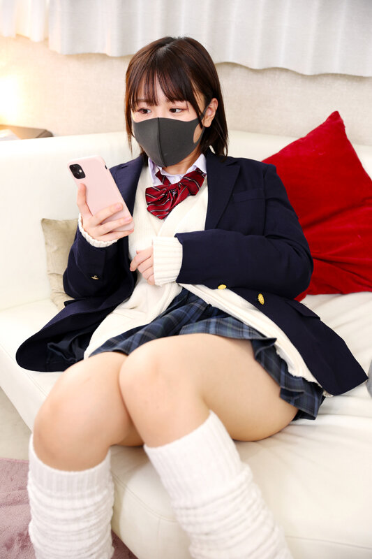 【VR】マスク姿が可愛い【シン・肉感追尾特化】けれども小生意気なP活J●にゴム外し生SEXでガツンと制裁!!何度もイキまくり連続中出しでワカラセタVR Kちゃん 9枚目