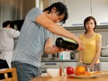 MOCO’RIキッチン 息子がオリーブオイルにはまっています。 神崎久美 - FANZA版サンプル画像