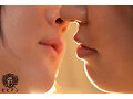 君が私の百合のはじまり。 傷を舐め合う女と女。心と心の繋がりを求めあう身体。ひと時の慰めでも結ばれた2人の絆は本物。 福原みな 東雲はる 画像2
