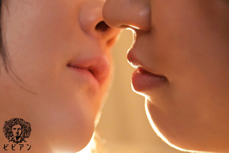 君が私の百合のはじまり。 傷を舐め合う女と女。心と心の繋がりを求めあう身体。ひと時の慰めでも結ばれた2人の絆は本物。 福原みな 東雲はる サンプル