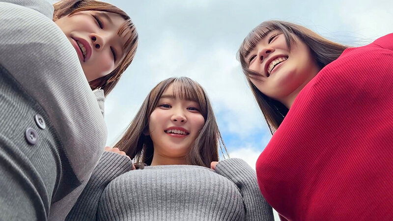 突撃乱パ！ 美乳＆巨乳お姉さん達が集まる素人乱交裏垢界隈と接近！エロ過ぎる乱交中出しパーティ大混戦！ サンプル