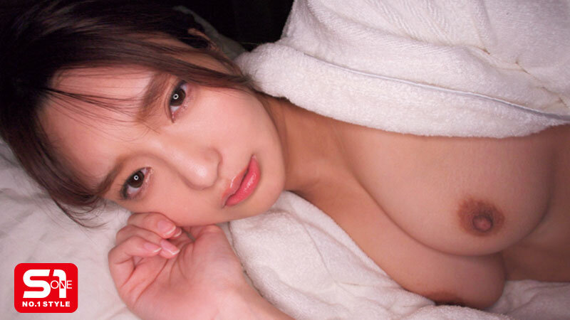 「デビューしてから1年分のセックス、ぜんぶ見てくださいー」綺麗と可愛いが共存する奇跡 倉木華 初ベスト 最新12タイトル12時間